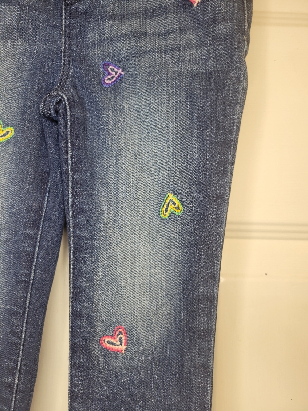 GAP Girls Dark Wash Denim Jeans with Colorful Heart Embroidery - Picture 4 of 9